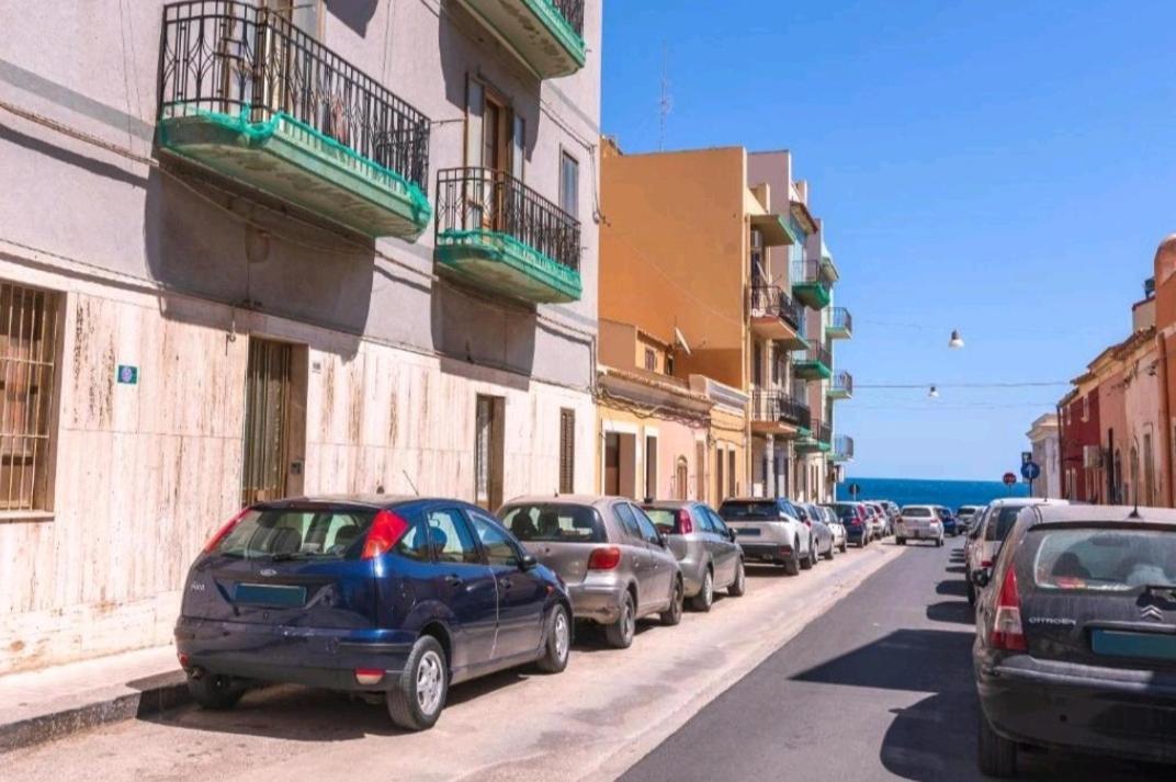 奥古斯塔Casa Alabo公寓 外观 照片